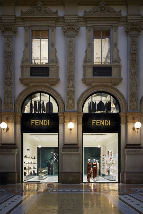 fendi milano shop